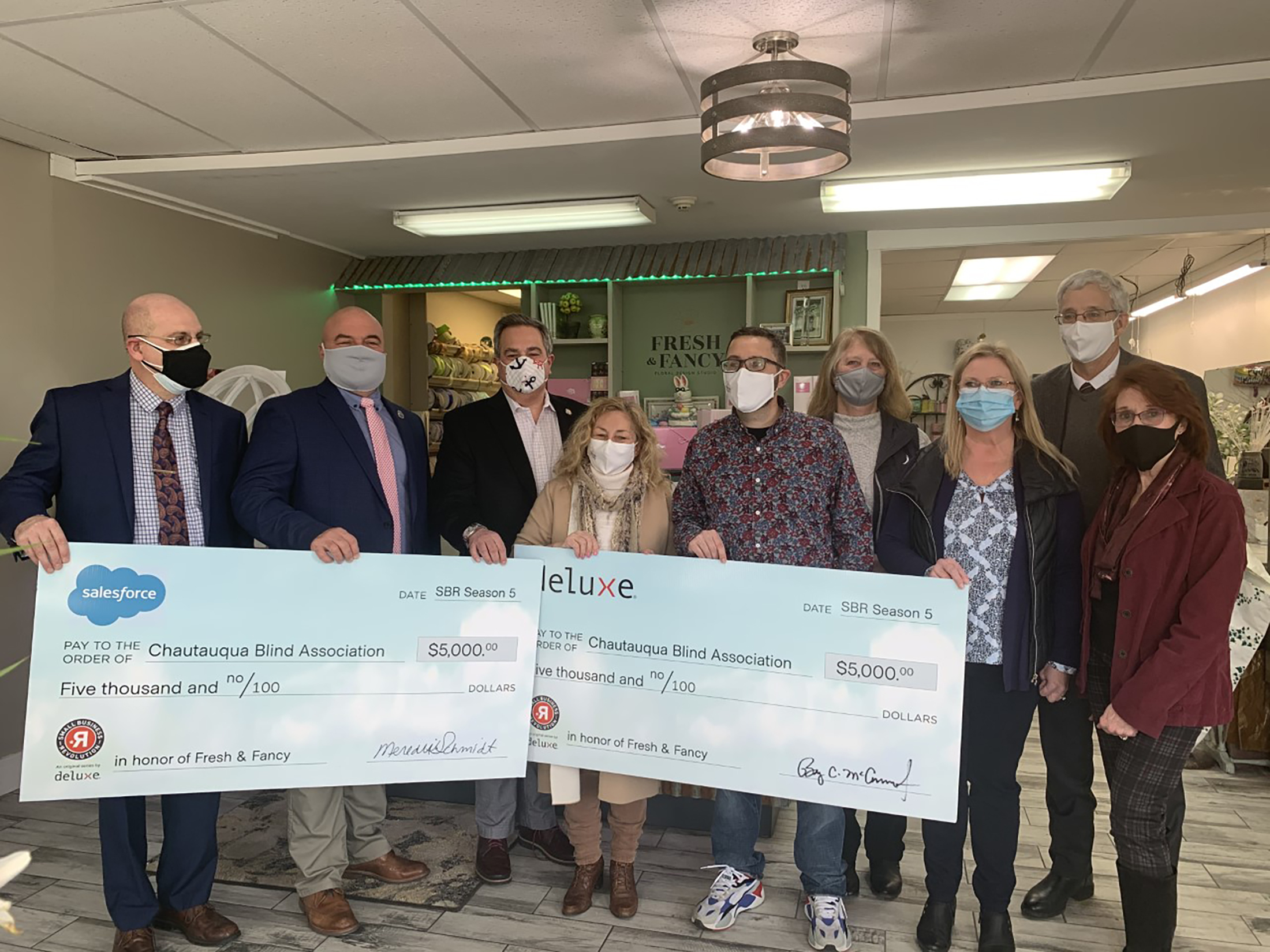 Flower shop earmarks donation to Blind Association | News, Sports, Jobs - Vimarsana News